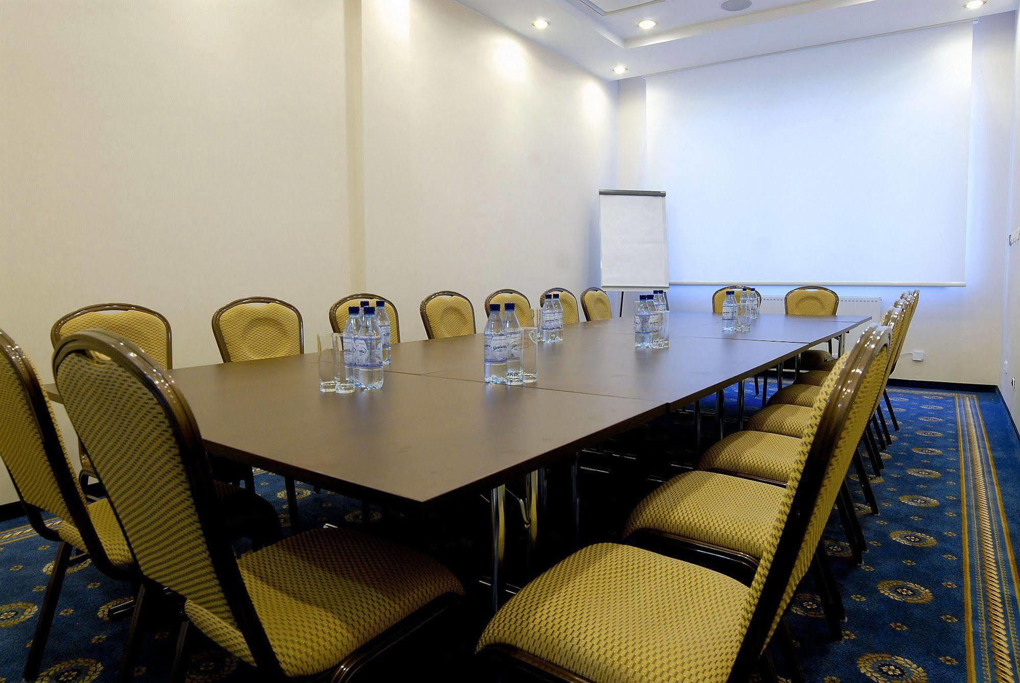 Ambasador Centrum Łódź Dış mekan fotoğraf